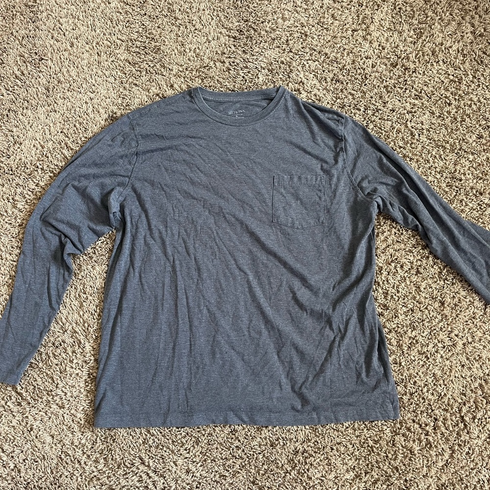 mens grey long sleeve